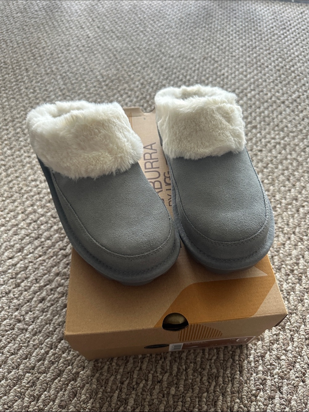 NWT KOILABURRA BY UGG W TIZZEY slippers